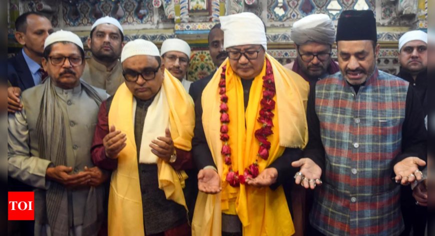 ‘PM Modi's message of peace’: Kiren Rijiju presents 'chadar' at Ajmer Sharif Dargah