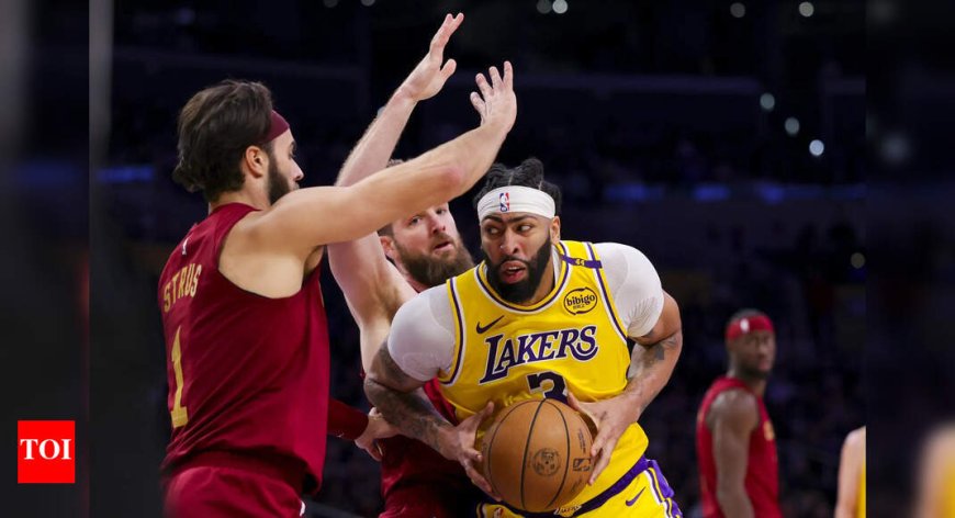 Will Anthony Davis play tonight against the Houston Rockets? Latest update on the Los Angeles Lakers star's injury report (January 5, 2025)