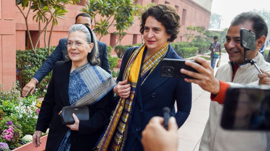 Sonia Gandhi's ‘poor thing’ remark for President Murmu stokes row, BJP flags ‘such an insult’