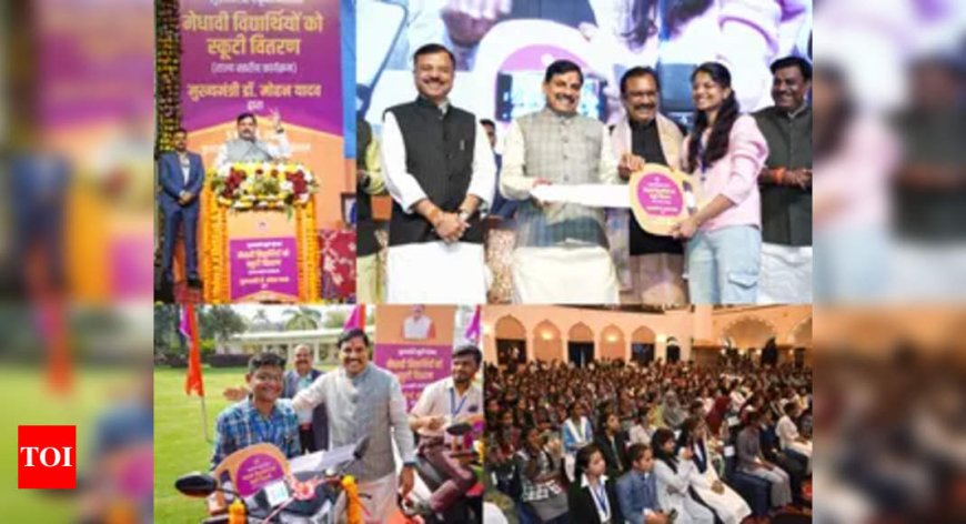 MP CM rewards meritorious students with e-scooties as a part of govt. education scheme