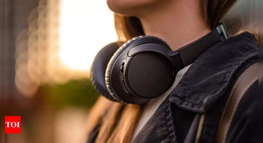 Tuning out noise with noise-canceling headphones? Audiologists issue alerts regarding hearing problems