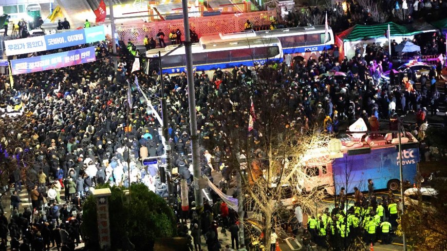 2 dead, 5 injured in South Korea construction site collapse