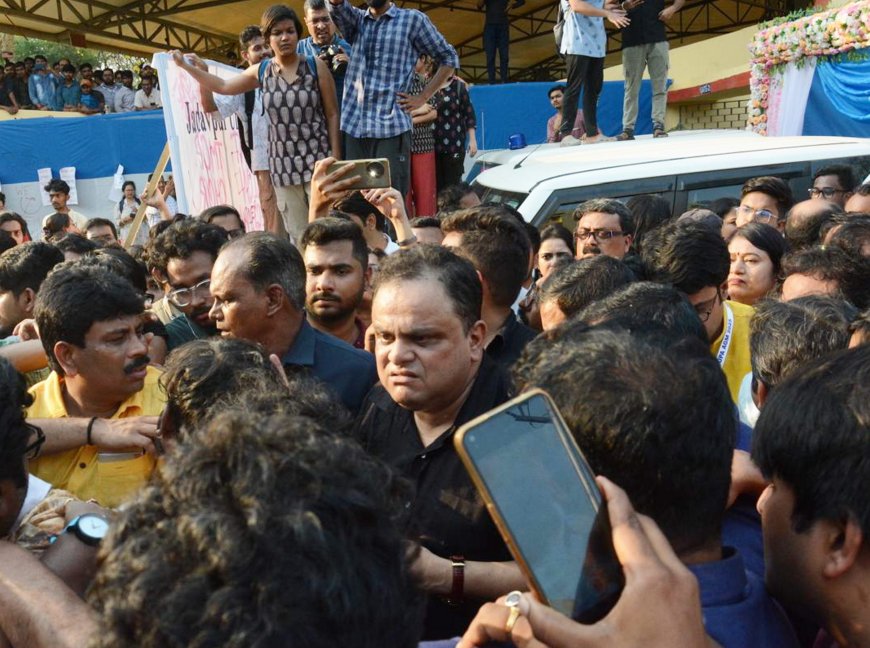 Jadavpur University Chaos: Cops File FIR Against Bengal Minister, His Driver