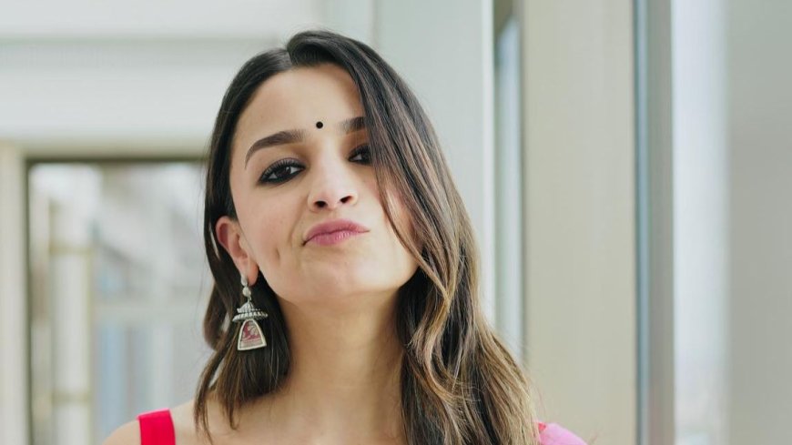 Alia Bhatt's love for bindis in 10 pics