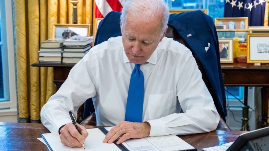 What is autopen, device Joe Biden allegedly used to sign pardon documents?