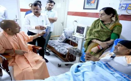 गाड़ी पलटने के बाद विधायक फतेह बहादुर सिंह के स्वास्थ्य की जानकारी लेने पहुंचे CM योगी