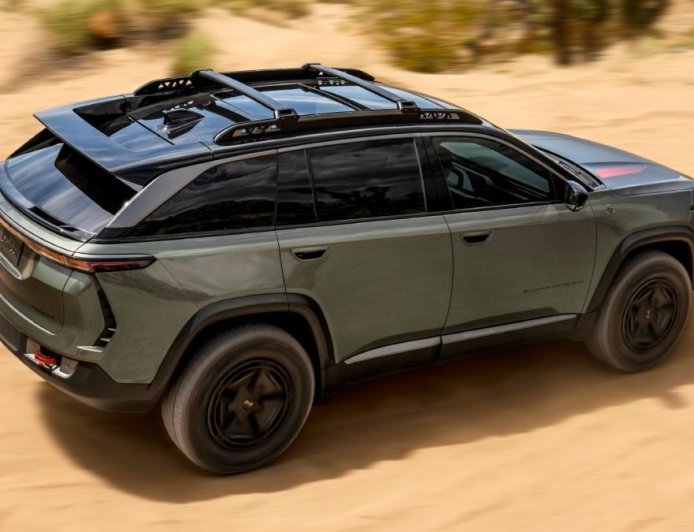 2026 में धूम मचाने आ रही है नई Jeep Cherokee: 49 सालों के बाद वापस, जानिए खासियतें