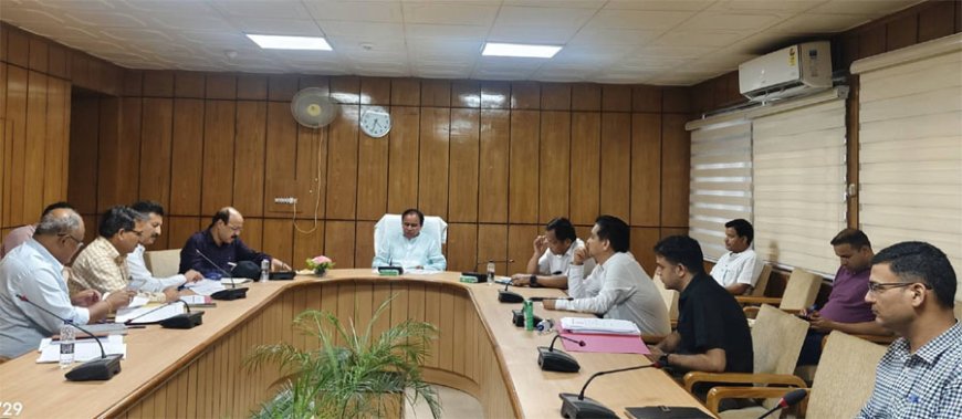 सुरक्षात्मक कार्यों को तत्काल पूरा करने के निर्देश