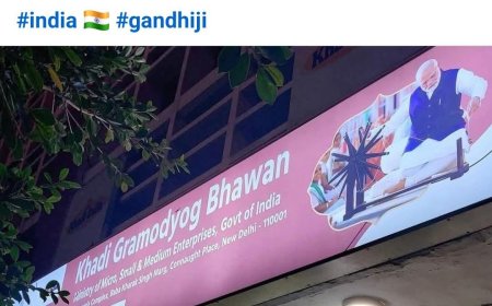 महात्मा गांधी का चरखा: विपक्ष में उत्पन्न नई बहस