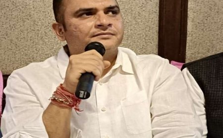 लाल निशान पर विधायक सुमित ह्रदयेश ने साधा निशाना, कहा ये बातें