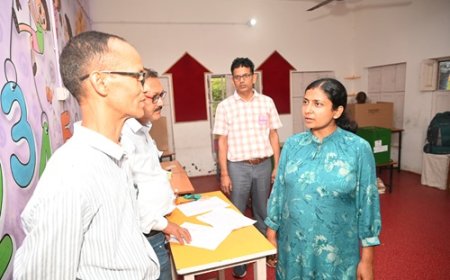 पंचायत चुनाव 2025: सीडीओ अनामिका ने तल्ला रामगढ़ और सूफी बूथों का किया निरीक्षण