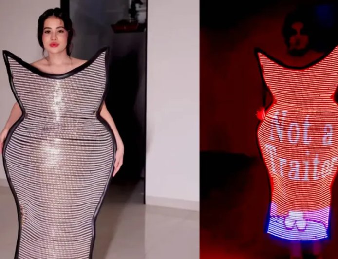 उर्फी जावेद का ‘लाइट आउटफिट’ हुआ वायरल, जानें किस तरह एक्ट्रेस ने साझा की ड्रेस की कहानी