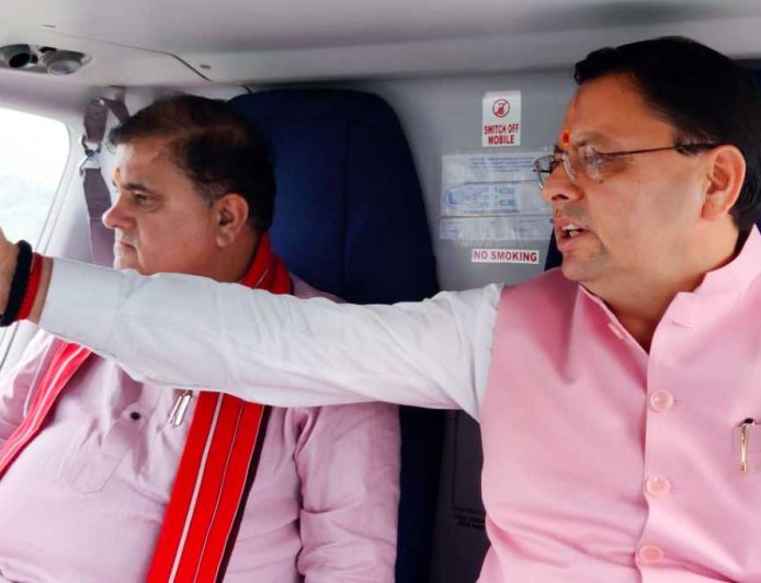 उत्तरकाशी में मुख्यमंत्री धामी ने किया हवाई सर्वेक्षण, आपदा की स्थिति का लिया जायजा