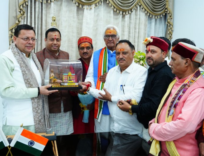 बद्री-केदार मंदिर समिति ने सीएम पुष्कर सिंह धामी से की मुलाकात