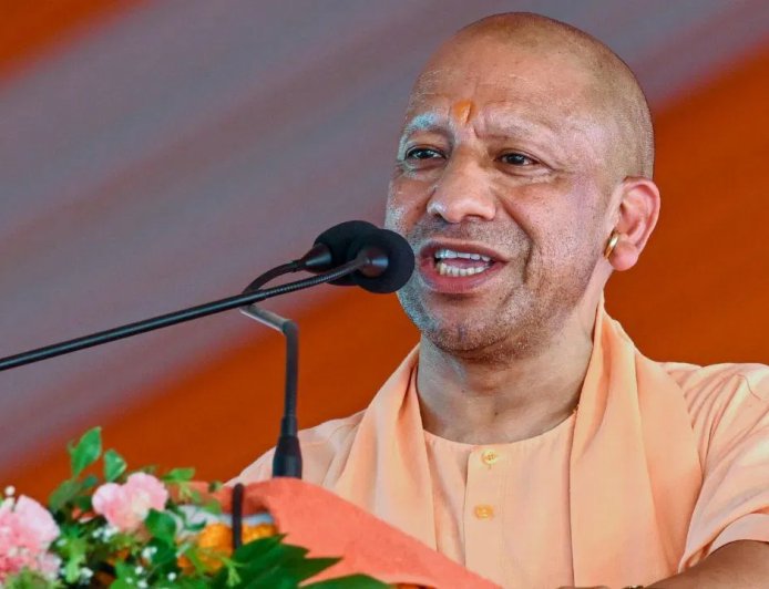 कांवड़ यात्रा पर सीएम योगी का सख्त बयान, कहा - ‘उपद्रवी’ कहने वाले समझें धार्मिक भावनाएं