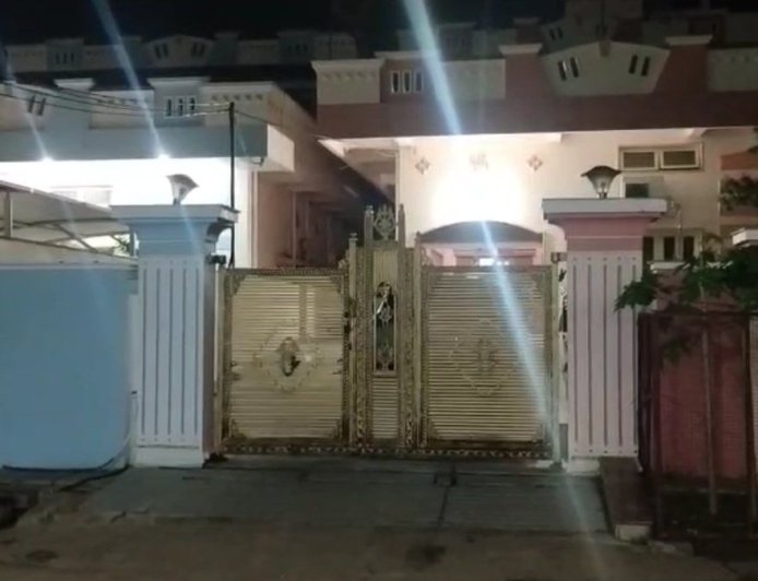 ईडी छापे का अपडेट: मोक्षित कॉर्पोरेशन के ठिकानों पर 12 घंटे तक चली कार्रवाई, दस्तावेज और मोबाइल जब्त