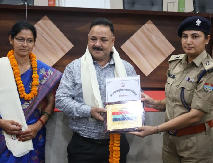 सेवानिवृत्त पुलिस कर्मियों के लिए भव्य विदाई समारोह: एक यादगार दिन
