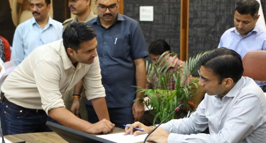 जिलाधिकारी सविन बसंल की अध्यक्षता में जनता दर्शन कार्यक्रम का आयोजन किया गया