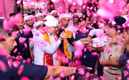 सप्तसरोवर में सतगुरू लाल दास महाराज के 50वें निर्वाण दिवस पर सीएम धामी ने दी श्रधांजलि