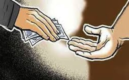 सतपुली के उपकोषाधिकारी रिश्वत लेते रंगेहाथ गिरफ्तार - एक सख्त कदम भ्रष्टाचार के खिलाफ