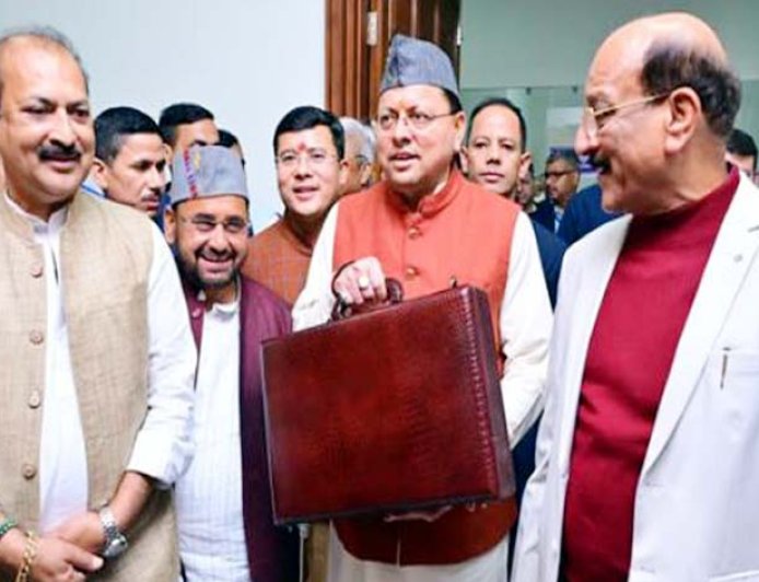 विपक्ष के हंगामे के बीच 5315 करोड़ का अनुपूरक बजट प्रस्तुत, सदन की कार्यवाही कल सुबह 11 बजे तक के लिए स्थगित