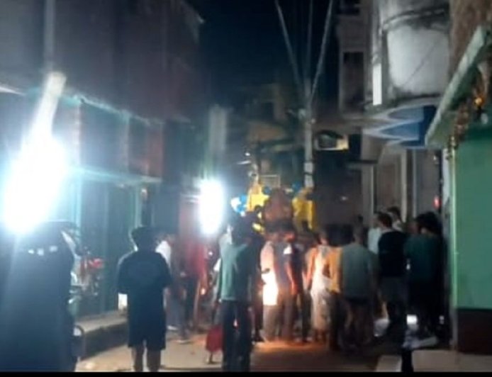 जमुई में गणेश प्रतिमा विसर्जन के दौरान हिंसा, दो पक्षों के बीच संघर्ष, पुलिस ने स्थिति को काबू में किया