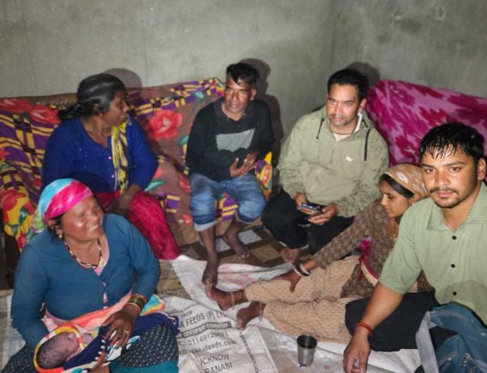जखोली के बकसिर बंगड़ गांव में आपदा के बीच स्वास्थ्य विभाग की टीम ने करवाई गर्भवती महिला की सुरक्षित डिलीवरी