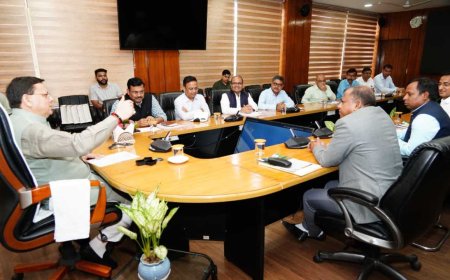 मुख्यमंत्री पुष्कर सिंह धामी की अध्यक्षता में आपदा प्रबंधन के लिए भारत सरकार की अन्तर-मंत्रालयी टीम का दौरा
