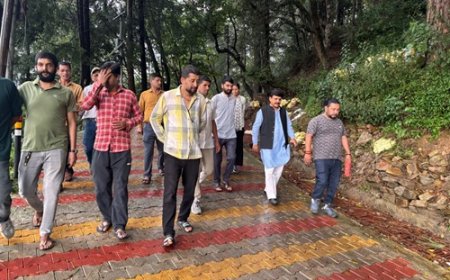 अल्मोड़ा में सड़क निर्माण की गुणवत्ता का किया गया निरीक्षण, विधायक और महापौर ने दिए महत्वपूर्ण निर्देश