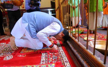 मुख्यमंत्री पुष्कर सिंह धामी ने धारी देवी मंदिर में की पूजा: सुरक्षा, सुख-समृद्धि एवं राहत के लिए मांगा आशीर्वाद