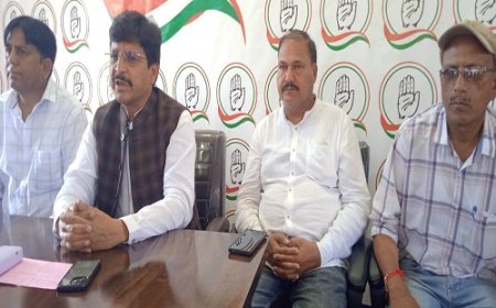परीक्षा निरस्त की जाए, आयोग में उच्च स्तरीय जांच और कार्मिकों का परिवर्तन आवश्यक