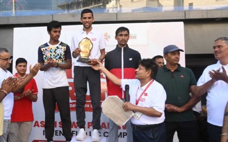 उत्तराखंड में "रेड रन" मैराथन: युवाओं ने एचआईवी/एड्स के प्रति जागरूकता का दिया संदेश