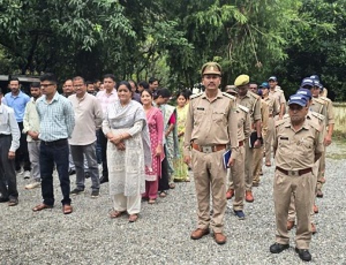 हिमालय के संरक्षण में वन विभाग की विशेष पहल, DFO ने दिलाई शपथ