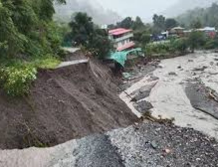 उत्तराखंड ने आपदा से हुए नुकसान की भरपाई के लिए केंद्र से 5700 करोड़ रुपये का पैकेज मांगा