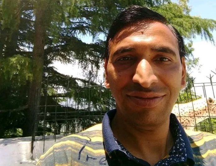 अल्मोड़ा में ठंडी बस्ते में दबी शिकायतें: सीएम हेल्पलाइन पर दो साल से लंबित मामले