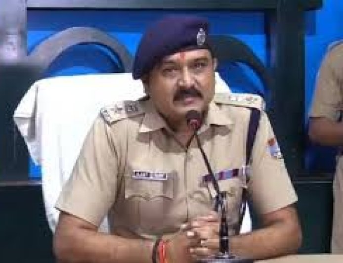 दून पुलिस की कड़ी चेतावनी: धार्मिक भावनाओं से खिलवाड़ बिल्कुल नहीं होगा सहन