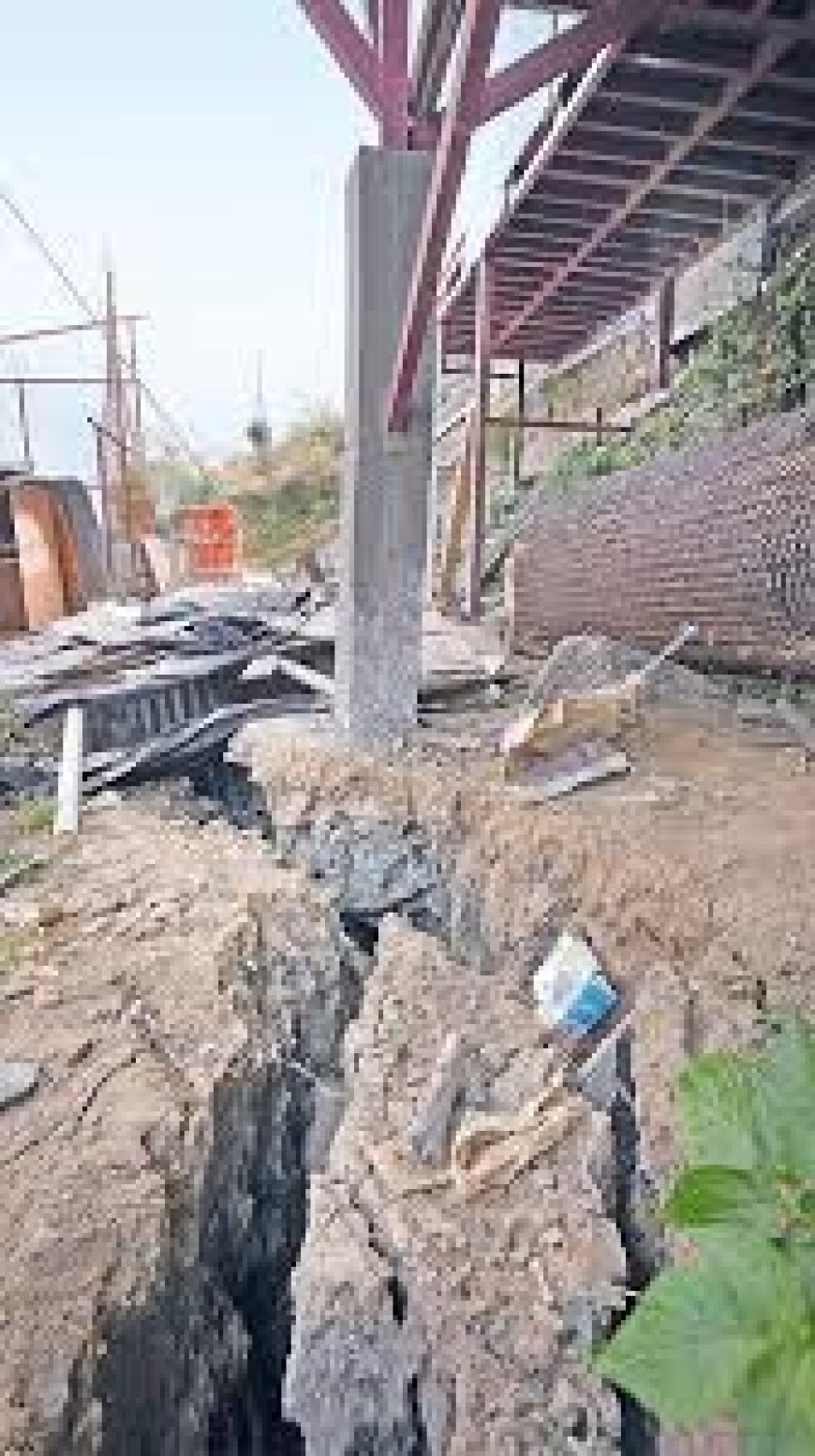 भूधंसाव से बढ़ी चिंता, कमजोर पहाड़ी क्षेत्रों में खतरनाक स्थिति