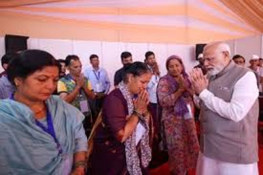 उत्तराखंड आपदा के लिए पीएम मोदी ने घोषणा की 1200 करोड़ रुपये का पैकेज, मृतकों को 2 लाख रुपये की सहायता