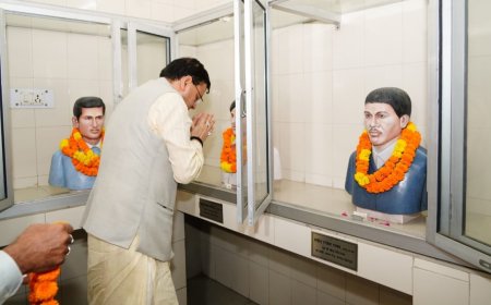 मुख्यमंत्री धामी ने राज्य आन्दोलन के शहीदों को श्रद्धांजलि देते हुए बलिदान को किया याद