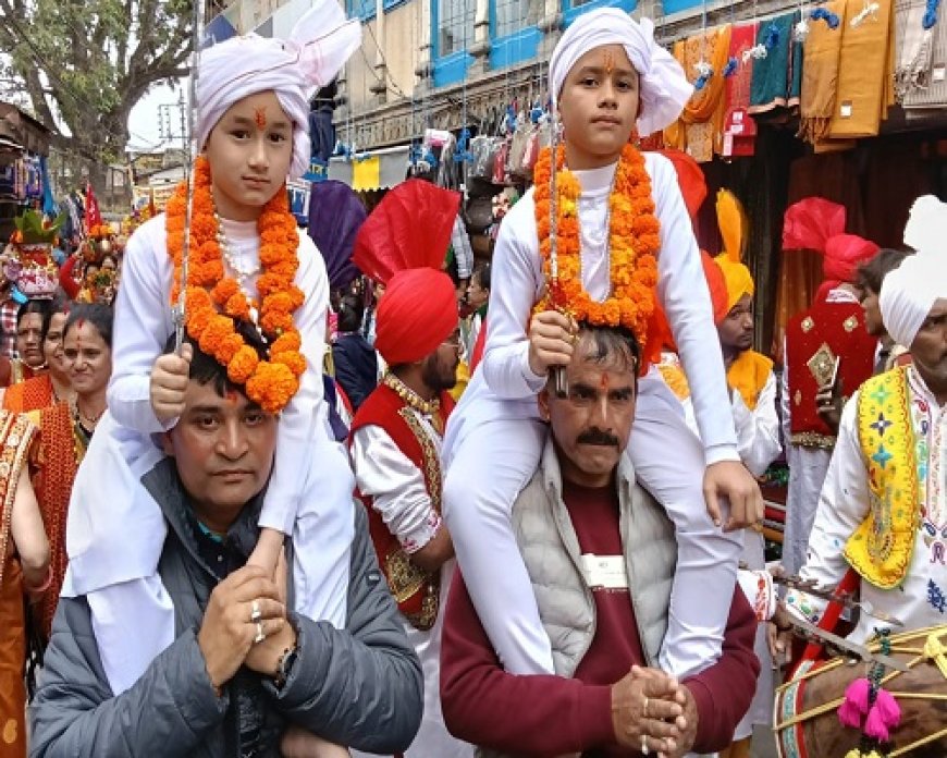 अल्मोड़ा का ऐतिहासिक मल्ला महल में जय गोलज्यू महोत्सव की चहल-पहल