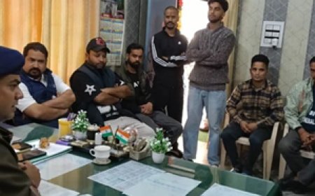 पूर्व छात्रसंघ उपसचिव अंकुर पर हमले के विरोध में प्रदर्शन, कोतवाल से वार्ता