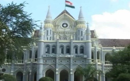 ‘हर कोई ड्यूटी से बचेगा तो चुनाव कैसे होगा’, आंगनबाड़ी कार्यकर्ताओं को हाईकोर्ट से झटका, सिंगल बेंच के अंतरिम आदेश को रखा बरकरार