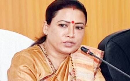 अंगूठे या रेटिना स्कैन न होने पर चिंता करने की कोई जरूरत नहीं, खाद्य एवं नागरिक आपूर्ति मंत्री रेखा आर्या के निर्देश