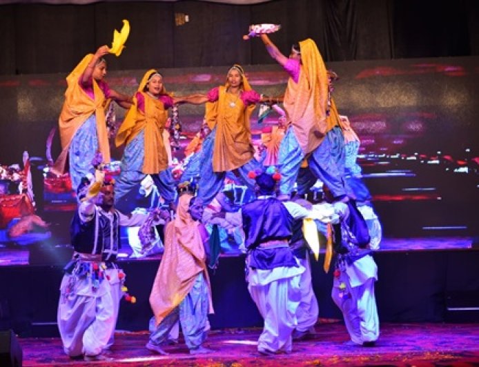 अल्मोड़ा में गोल्ज्यू महोत्सव की धूम: कला-संस्कृति की अद्वितीय छटा