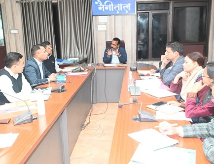 हल्द्वानी में जिलाधिकारी रयाल के कड़े निर्णय: सफाई में लापरवाही पर होगी कार्रवाई