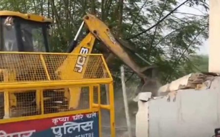 बिहार में बुलडोजर एक्शन पर बढ़ी सियासत, कांग्रेस ने सरकार पर लगाया भेदभाव का आरोप