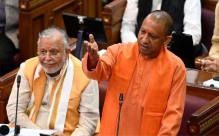 आपकी वजह से पाकिस्तान बना… बंगाल हिंसा और बांग्लादेश मुद्दे पर सीएम योगी का विपक्ष पर तीखा हमला