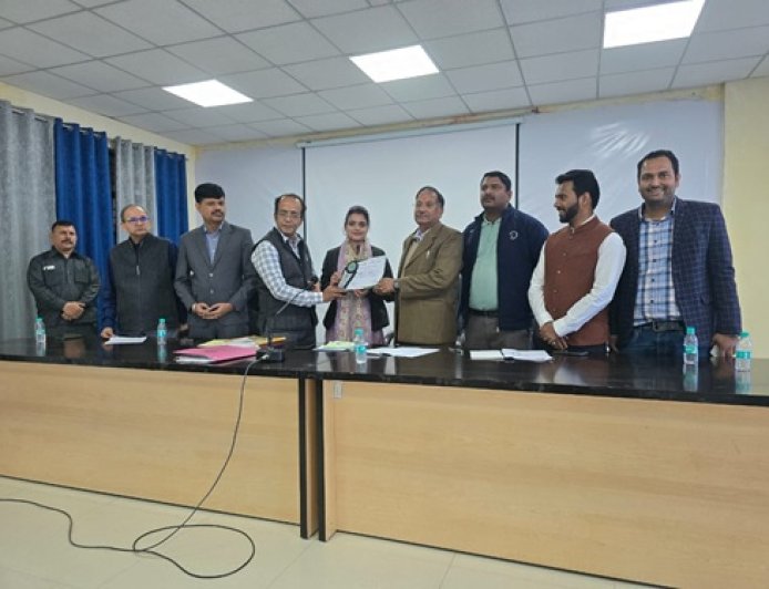 उत्तराखंड की गीता मठपाल ने 'युवा वैज्ञानिक पुरस्कार' से किया जिले का गौरव बढ़ा