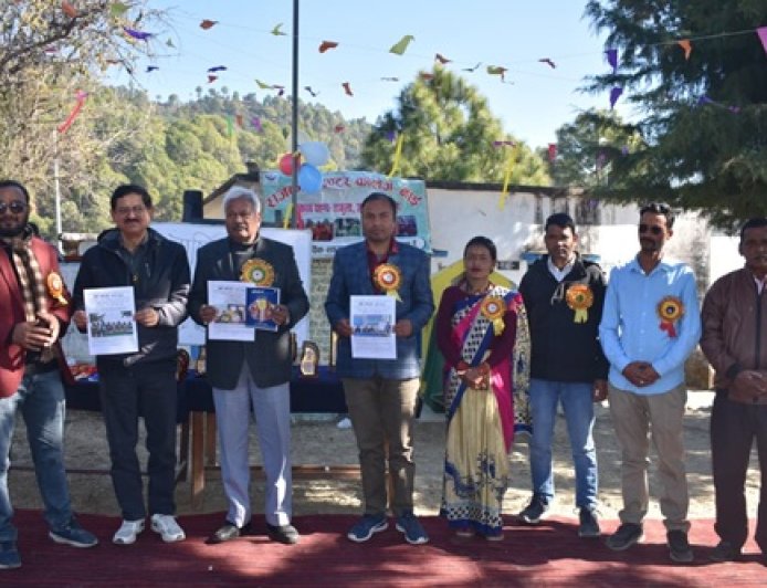 अल्मोड़ा: राइंका नाई का वार्षिकोत्सव, दीपिका भंडारी बनी टॉपर्स की मिसाल