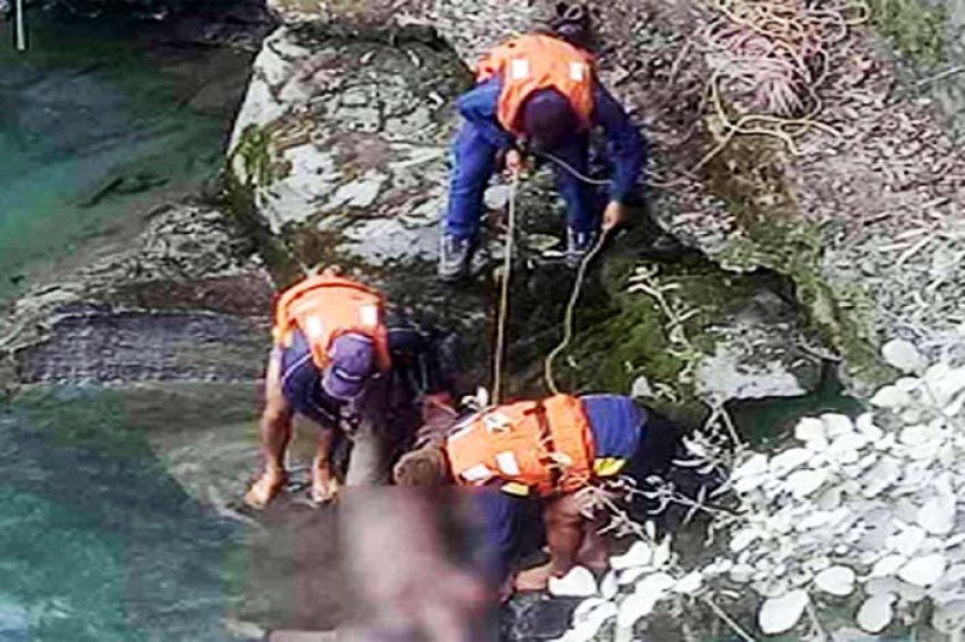 कल से था लापता: होमगार्ड का शव खाई से बरामद